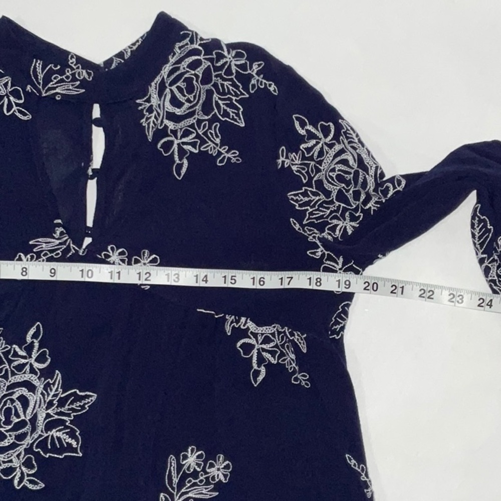 Blushing Heart, Long Blue Shirt, Size M - Picture 5 of 7